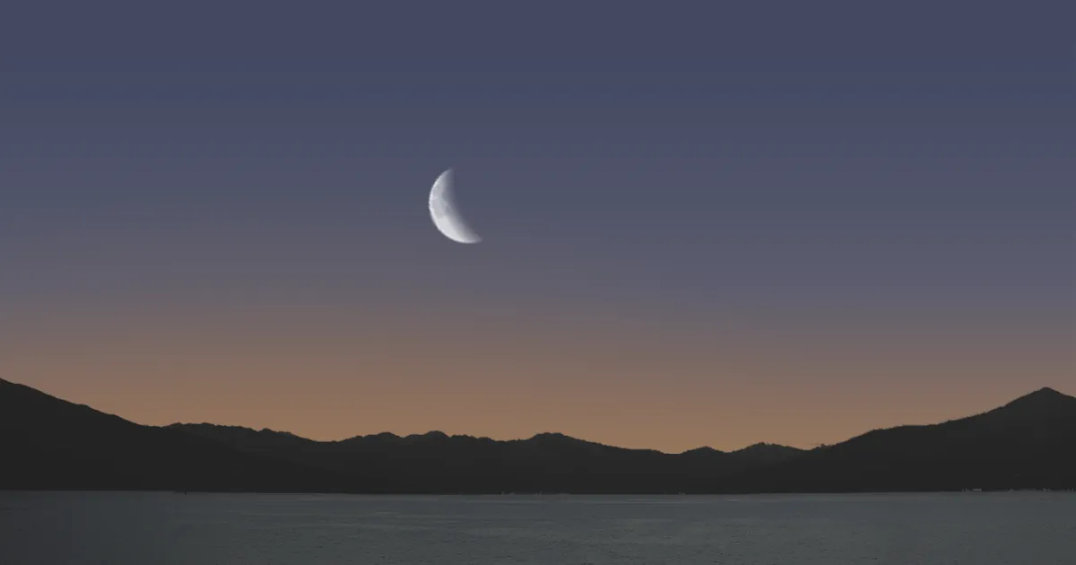 二十六夜月と空